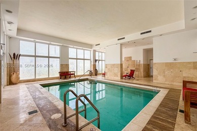 Bright one bedroom one bath apartment with amazing views in a - photo 10