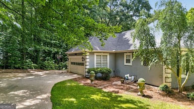 Beautiful 4BR/4.5BA ranch with an optional 5th bedroom in the - photo 5