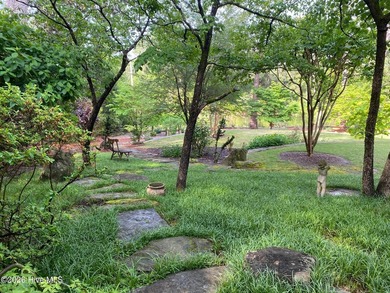 A True Hidden Gem!! Welcome to the breathtaking Parson's Estate - photo 23