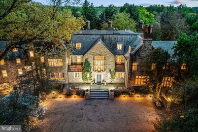 Welcome to iconic Ravenscliff, one of the most significant - photo 1