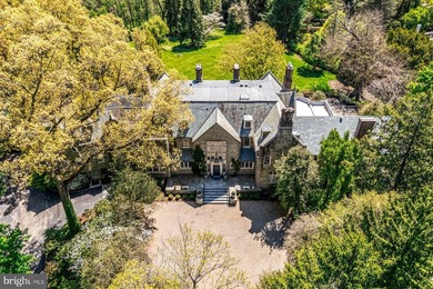 Welcome to iconic Ravenscliff, one of the most significant - photo 3