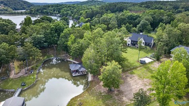 Welcome to one of Weiss Lake's only gated communities, where - photo 48