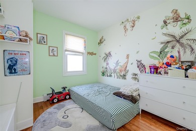 Move right into this beautifully renovated (2017) 3-bedroom - photo 8