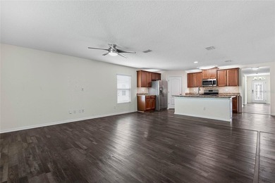 Short Sale. Short sale! BRING YOUR OFFERS! All offers will need - photo 9