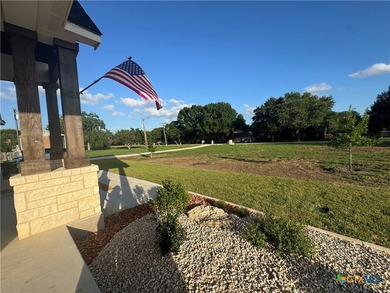 Beautiful custom-built home situated on 2.3 acres in Seguin, Tx - photo 4