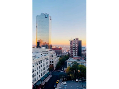 Enjoy vibrant downtown living at its best!
Welcome to Apartment