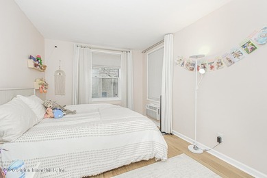 Welcome to this beautiful and spacious 3-bedroom, 2-bath co-op - photo 15