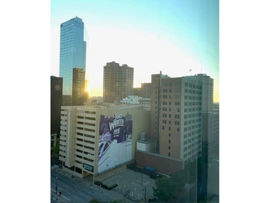 Enjoy vibrant downtown living at its best!
Welcome to Apartment