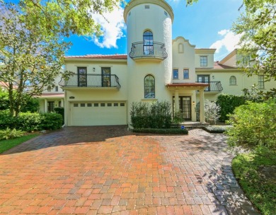 Lake Townhome/Townhouse For Sale in Winter Park, Florida