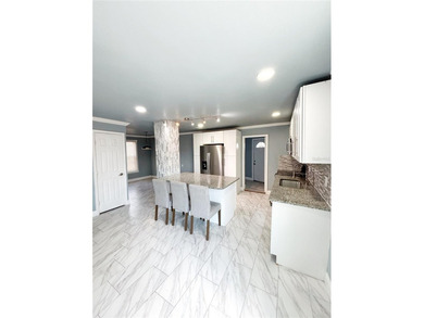 Experience modern luxury in this stunning, fully renovated - photo 27