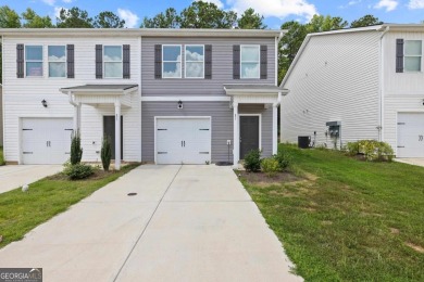 Practically brand new construction townhouse located super close - Lake Townhome/Townhouse For Sale in Milledgeville, Georgia
