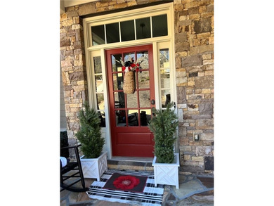 Lake Lanier Home For Sale in Dawsonville Georgia