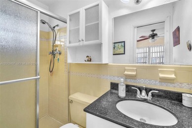 Beautiful and spacious 2-bedroom, 2-bath corner unit now - photo 3