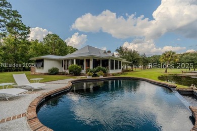 Escape to Ridgeland Ranch, a breathtaking 26.36-acre equestrian - photo 17