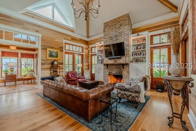 Escape to Ridgeland Ranch, a breathtaking 26.36-acre equestrian - photo 23