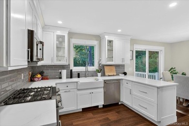 Beautifully Updated Colonial in the Heart of St. James Nestled - photo 10