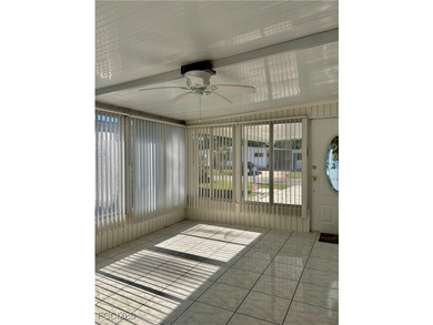 BEAUTIFUL, 2-BED/2-BATH GEM IN 55+ IN FOREST PARK MOBILE HOME - photo 4