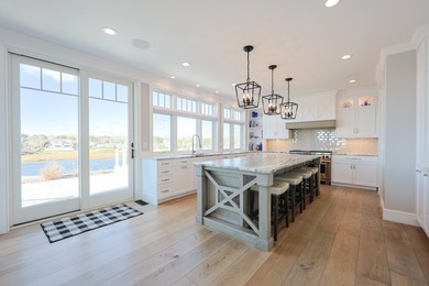 Introducing 18 Strandway, a newly constructed waterfront - photo 11