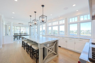 Introducing 18 Strandway, a newly constructed waterfront - photo 12