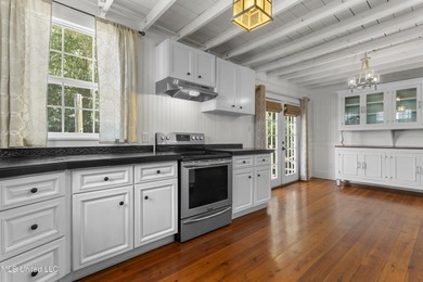 Southern Charm Meets Coastal Living - Just two Blocks from the - photo 12