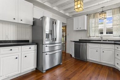 Southern Charm Meets Coastal Living - Just two Blocks from the - photo 13