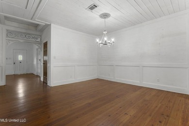 Southern Charm Meets Coastal Living - Just two Blocks from the - photo 18
