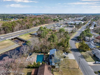 One of the last Lakefront lots on Lake Riviera! This wooded lot - photo 8