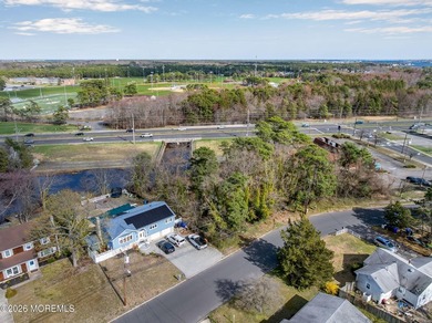 One of the last Lakefront lots on Lake Riviera! This wooded lot - photo 9