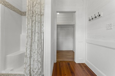 Southern Charm Meets Coastal Living - Just two Blocks from the - photo 23