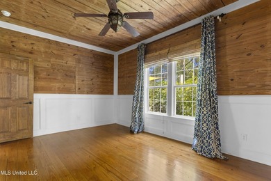 Southern Charm Meets Coastal Living - Just two Blocks from the - photo 24