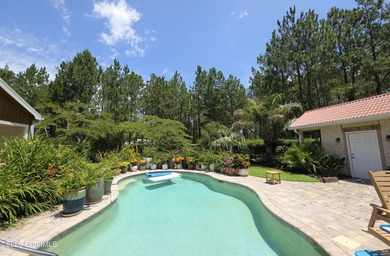 Yearning for your private oasis? Where just you are floating in - photo 29