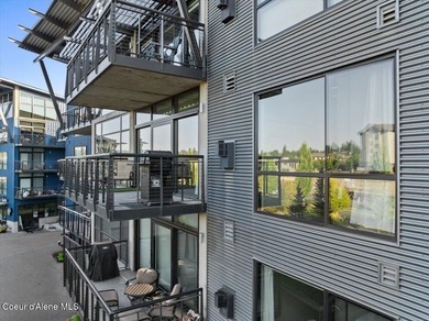 Welcome to this fully furnished Bellerive condo, offering low - photo 33