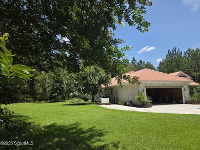 Yearning for your private oasis? Where just you are floating in - photo 33