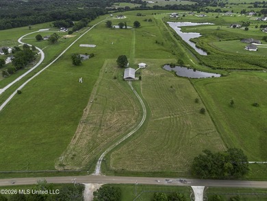 Awesome 2BR/2BA Barndominum with 5,635 total sq ft under roof on - photo 14
