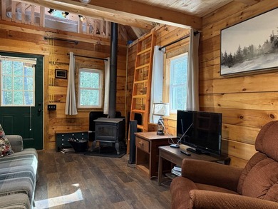 MOTIVATED SELLERS ~ WELCOME TO YOUR NEW OASIS! This beautiful - photo 14