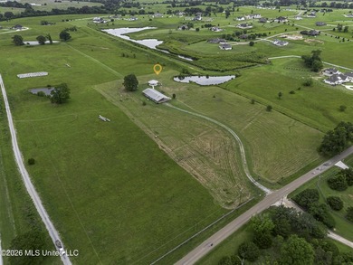 Awesome 2BR/2BA Barndominum with 5,635 total sq ft under roof on - photo 17