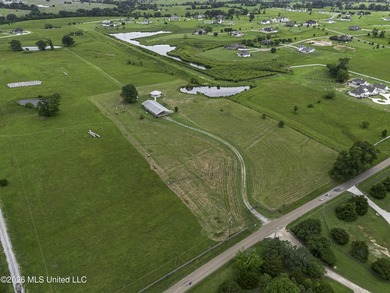 Awesome 2BR/2BA Barndominum with 5,635 total sq ft under roof on - photo 18