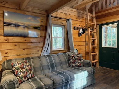 MOTIVATED SELLERS ~ WELCOME TO YOUR NEW OASIS! This beautiful - photo 18