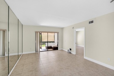Discover the perfect East Boca lifestyle in this beautifully - photo 20