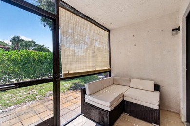 Discover the perfect East Boca lifestyle in this beautifully - photo 23