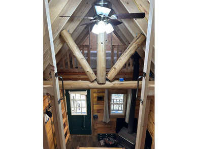 MOTIVATED SELLERS ~ WELCOME TO YOUR NEW OASIS! This beautiful - photo 25