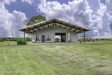 Awesome 2BR/2BA Barndominum with 5,635 total sq ft under roof on - photo 26