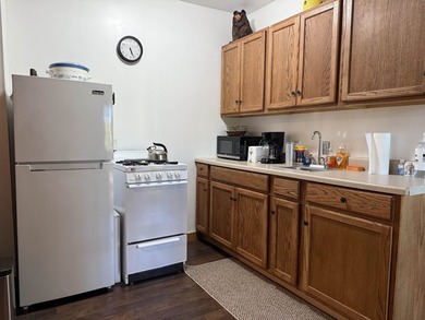 MOTIVATED SELLERS ~ WELCOME TO YOUR NEW OASIS! This beautiful - photo 26
