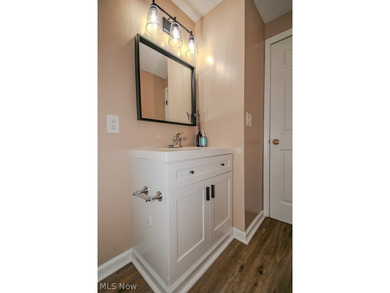 Resort-style living in a beautiful lake community! Enjoy all - photo 28