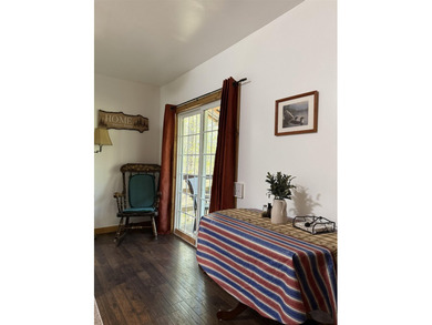 MOTIVATED SELLERS ~ WELCOME TO YOUR NEW OASIS! This beautiful - photo 32