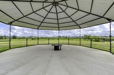 Awesome 2BR/2BA Barndominum with 5,635 total sq ft under roof on - photo 34