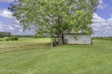 Awesome 2BR/2BA Barndominum with 5,635 total sq ft under roof on - photo 42
