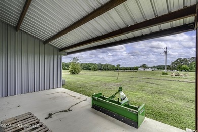 Awesome 2BR/2BA Barndominum with 5,635 total sq ft under roof on - photo 45