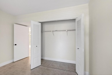 Discover the perfect East Boca lifestyle in this beautifully - photo 48