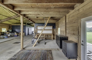 Awesome 2BR/2BA Barndominum with 5,635 total sq ft under roof on - photo 50